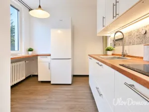 Prodej bytu 3+1, Praha - Hlubočepy, Renoirova, 71 m2
