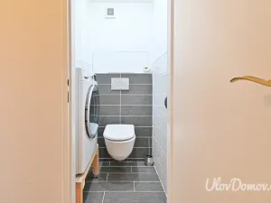 Prodej bytu 3+1, Praha - Hlubočepy, Renoirova, 71 m2