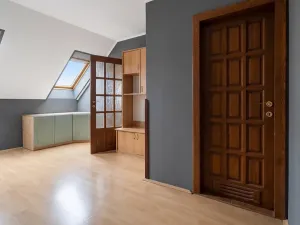 Prodej bytu 4+1, Březová, Odborářů, 122 m2