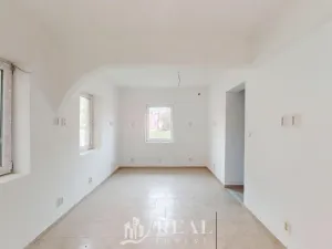 Pronájem komerční nemovitosti, Most, Čsl. armády, 68 m2