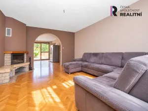 Prodej rodinného domu, Lednice, Na Zahradách, 254 m2