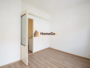 Pronájem bytu 1+kk, Praha - Vršovice, Sevastopolská, 18 m2