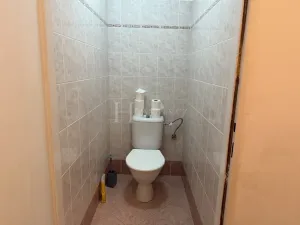 Pronájem bytu 2+kk, Praha - Troja, Hnězdenská, 50 m2