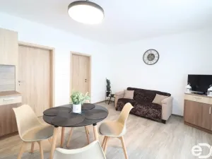 Pronájem bytu 2+kk, Roudná, 45 m2