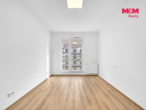 Pronájem bytu 2+kk, Pardubice - Ohrazenice, U Sportovní školy, 54 m2