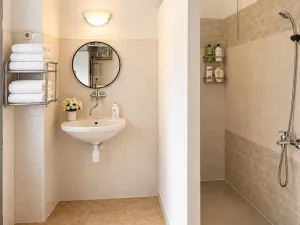 Pronájem bytu 2+1, Praha - Smíchov, Lidická, 70 m2