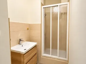 Pronájem kanceláře, Praha - Holešovice, U průhonu, 64 m2