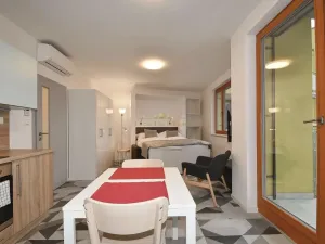 Prodej bytu 1+kk, Praha - Hloubětín, K náhonu, 30 m2