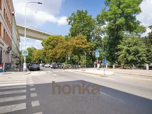 Prodej kanceláře, Praha - Nusle, Spytihněvova, 37 m2