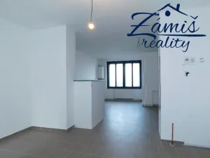 Pronájem obchodního prostoru, Kladno, Ivana Olbrachta, 40 m2