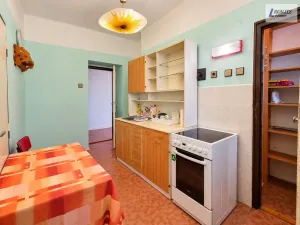 Prodej bytu 3+1, Hradec Králové, Labská kotlina, 83 m2