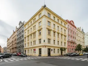 Prodej bytu 3+kk, Praha - Holešovice, Šimáčkova, 63 m2