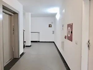 Pronájem bytu 2+kk, Praha - Podolí, Na hřebenech I, 38 m2
