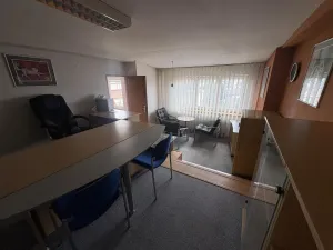 Pronájem kanceláře, Jičín, Husova, 59 m2