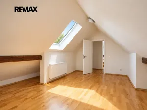 Prodej rodinného domu, Jílové u Prahy, 272 m2