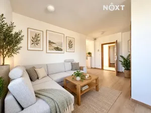 Prodej bytu 2+1, Praha - Písnice, Libušská, 42 m2