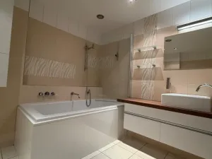 Pronájem bytu 3+kk, Praha - Karlín, Rohanské nábřeží, 133 m2