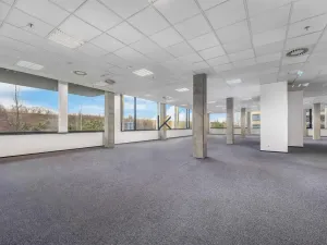 Pronájem kanceláře, Praha, Laurinova, 1870 m2