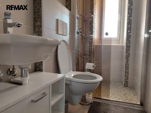 Prodej bytu 2+kk, Karlovy Vary, Západní, 55 m2