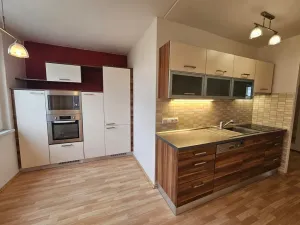Pronájem bytu 3+1, Město Touškov, U Stadionu, 63 m2