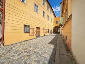 Pronájem obchodního prostoru, Jindřichův Hradec - Jindřichův Hradec I, nám. Míru, 41 m2