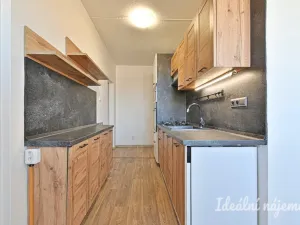 Pronájem bytu 2+1, Šlapanice, Brněnská, 61 m2