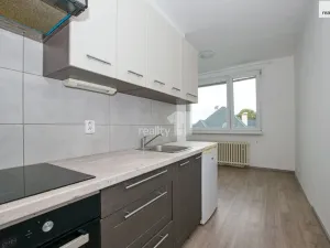 Pronájem bytu 1+1, Liberec - Liberec I-Staré Město, Baarova, 43 m2