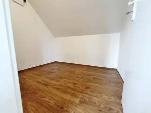 Pronájem rodinného domu, Zlonín, Hlavní, 78 m2