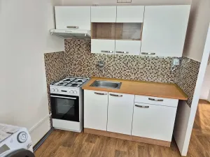 Pronájem bytu 1+1, Uherské Hradiště, Štěpnická, 34 m2
