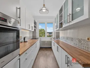 Prodej bytu 3+1, Plzeň - Jižní Předměstí, Arbesova, 71 m2