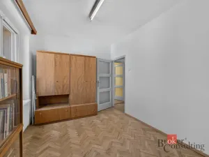 Prodej bytu 3+1, Plzeň - Jižní Předměstí, Arbesova, 71 m2