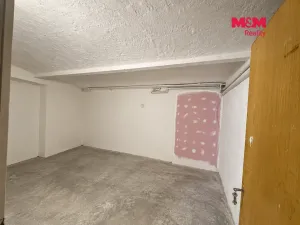 Pronájem garáže, Ostrava, Mariánskohorská, 160 m2