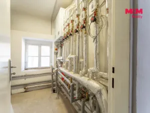 Prodej činžovního domu, Liběchov, nám. V. Levého, 1120 m2