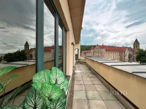 Pronájem bytu 2+1, Praha - Smíchov, Holečkova, 99 m2