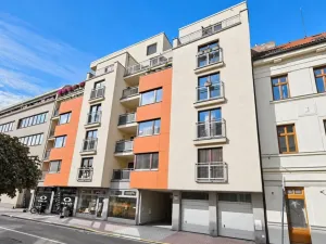 Pronájem bytu 4+kk, Pardubice - Bílé Předměstí, Husova, 115 m2