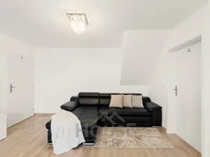 Prodej bytu 3+1, Nehvizdy, Gabčíkova, 65 m2