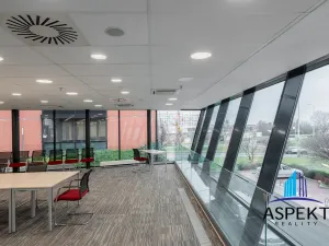 Pronájem kanceláře, Praha - Chodov, Líbalova, 115 m2