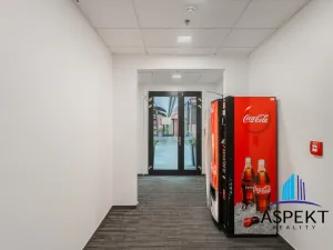 Pronájem kanceláře, Praha - Chodov, Líbalova, 115 m2