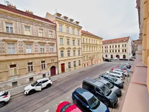 Prodej bytu 2+kk, Praha - Smíchov, Klicperova, 57 m2