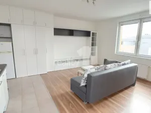 Pronájem bytu 2+kk, Praha - Uhříněves, U uhříněveské obory, 43 m2