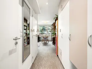 Prodej atypického bytu, Praha, Šimůnkova, 77 m2