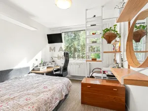Prodej bytu 4+1, Praha - Kobylisy, Šimůnkova, 77 m2