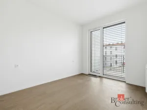 Pronájem bytu 2+kk, Hradec Králové, Na Střezině, 48 m2