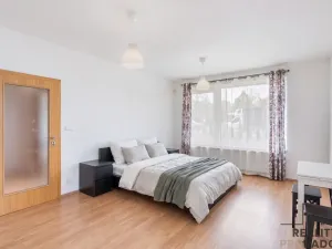 Pronájem bytu 2+kk, Praha - Zličín, Sazovická, 55 m2