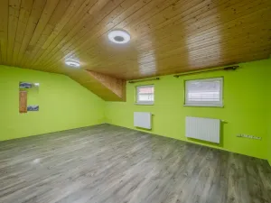 Prodej rodinného domu, Komňa, 182 m2