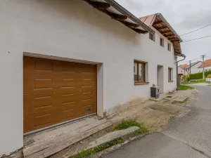 Prodej rodinného domu, Komňa, 182 m2