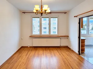 Prodej bytu 3+1, Holýšov, Pod Makovým vrchem, 68 m2