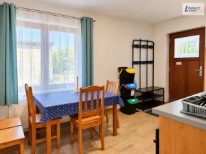 Pronájem bytu 2+1, Těchařovice, 62 m2