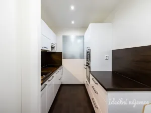 Pronájem bytu 2+kk, Praha - Horní Měcholupy, Boloňská, 43 m2
