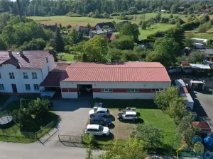 Pronájem výrobních prostor, Radhošť, 450 m2